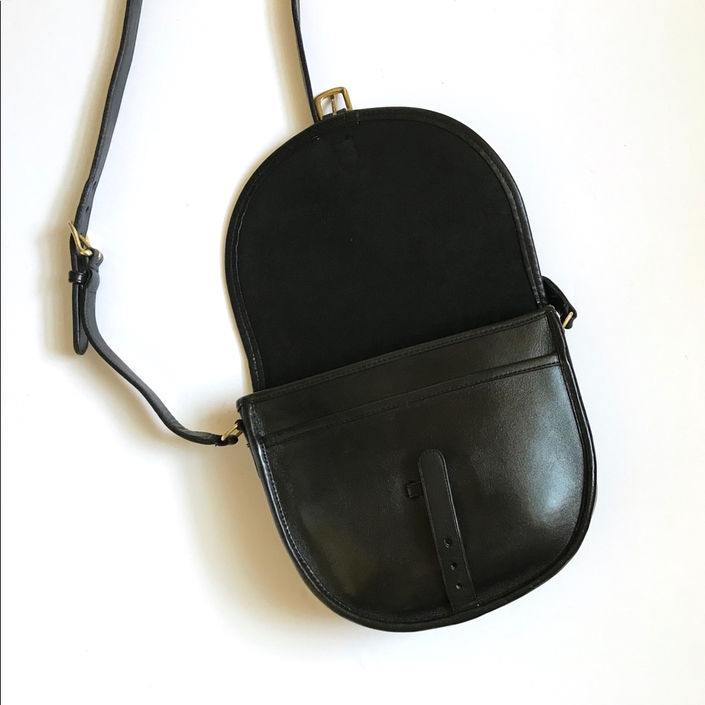SOLD ||||| Authentic Coach Leatherware Saddle Bag - Picture 2 of 8
